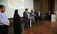 با حضور فرماندار تنگستان از مدیران برتر و دستگاه های نمونه شهرستان تجلیل شد