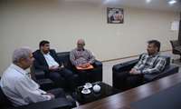نشست فرماندار تنگستان با مسئول شرکت کلوچه تنگستان 