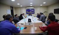 نشست فرماندار تنگستان با دهیار ، رئیس و اعضای شورای اسلامی روستای  عالی  حسینی 